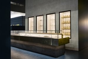 Muro Zero Wine Display Case - Bottle Showcase