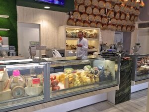 Performer - Cheese Refrigerated Display Case
