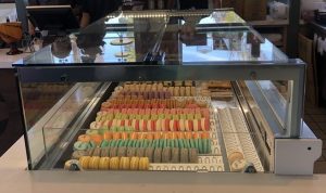 Refrigerated Macaron Display - Ciam 6040 Showcase